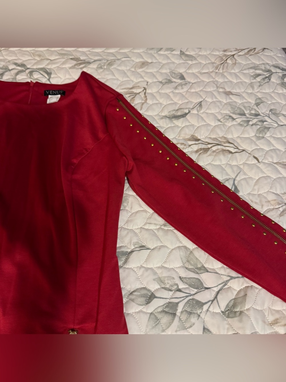 NWT VENUS Red Studded Accent Zipper Sleeve Sheath Dress Size 8 - Picture 4 of 10